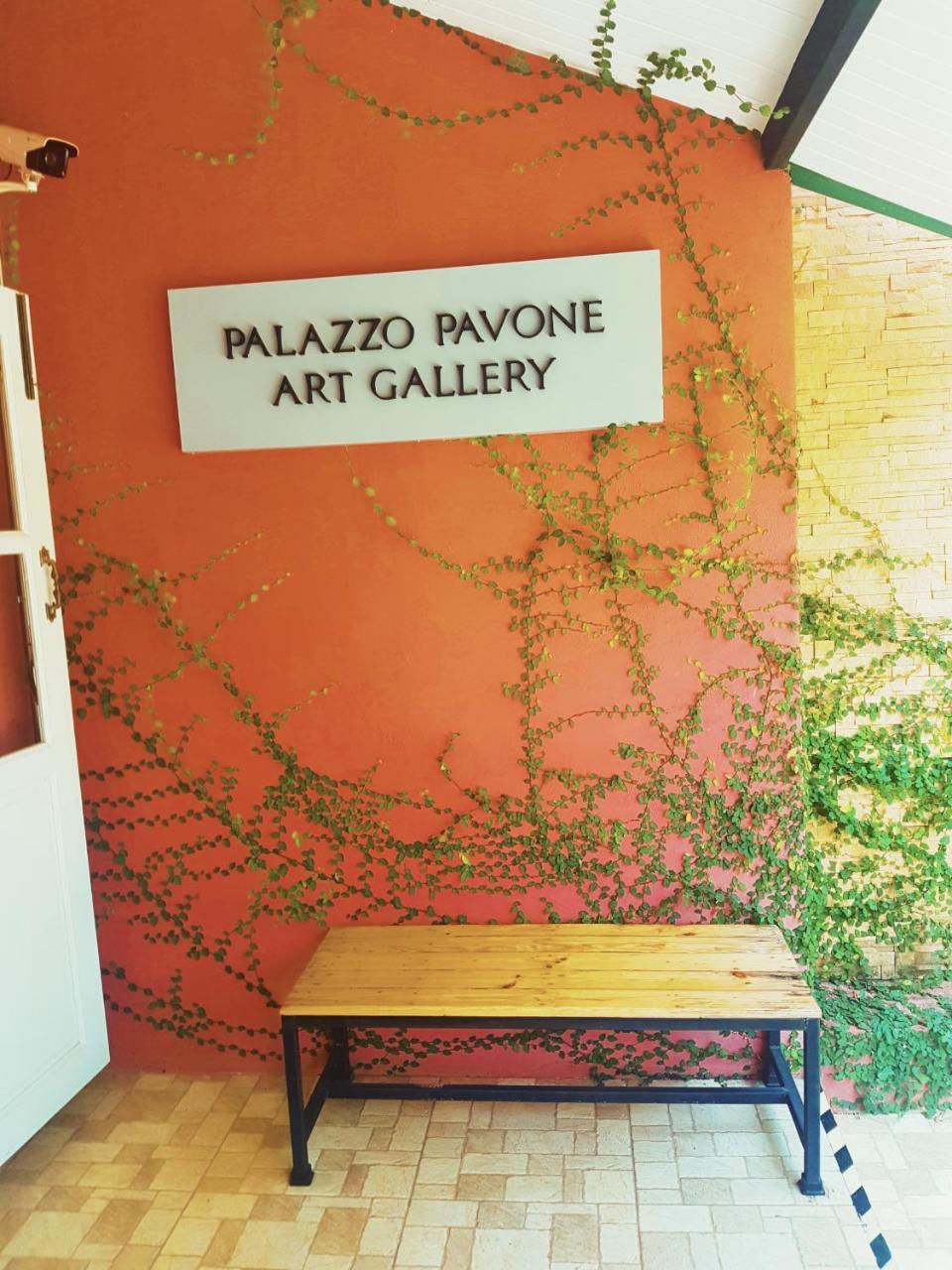 Palazzo Pavone Gallery & Resort Ban Bung Toei Exterior photo